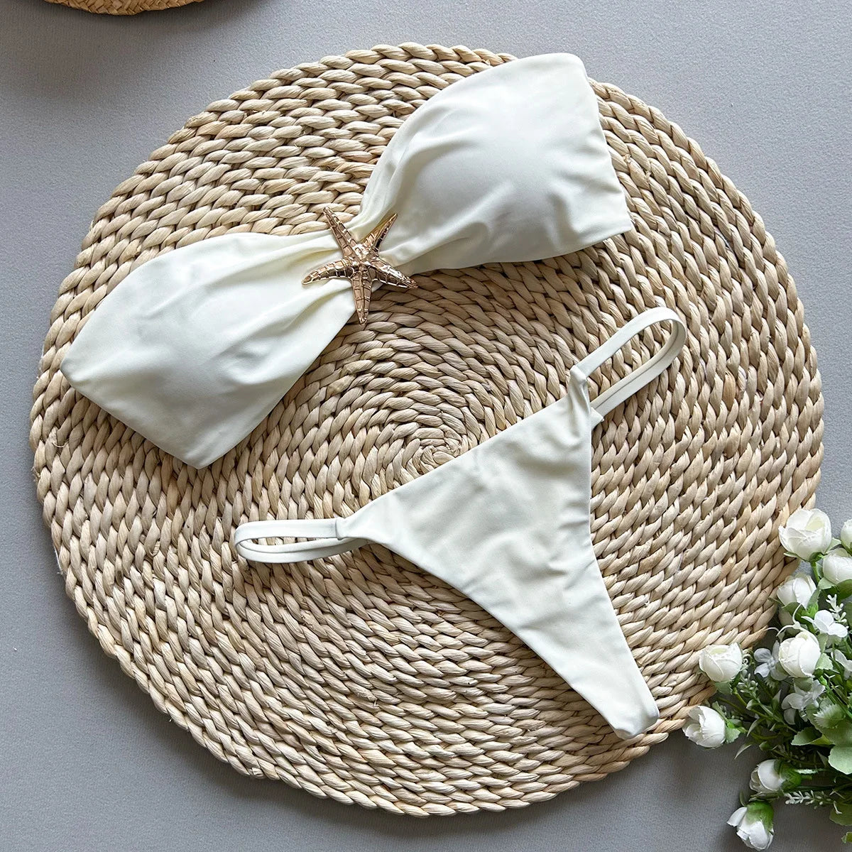Sexy Women's Bikini Solid Color Strapless