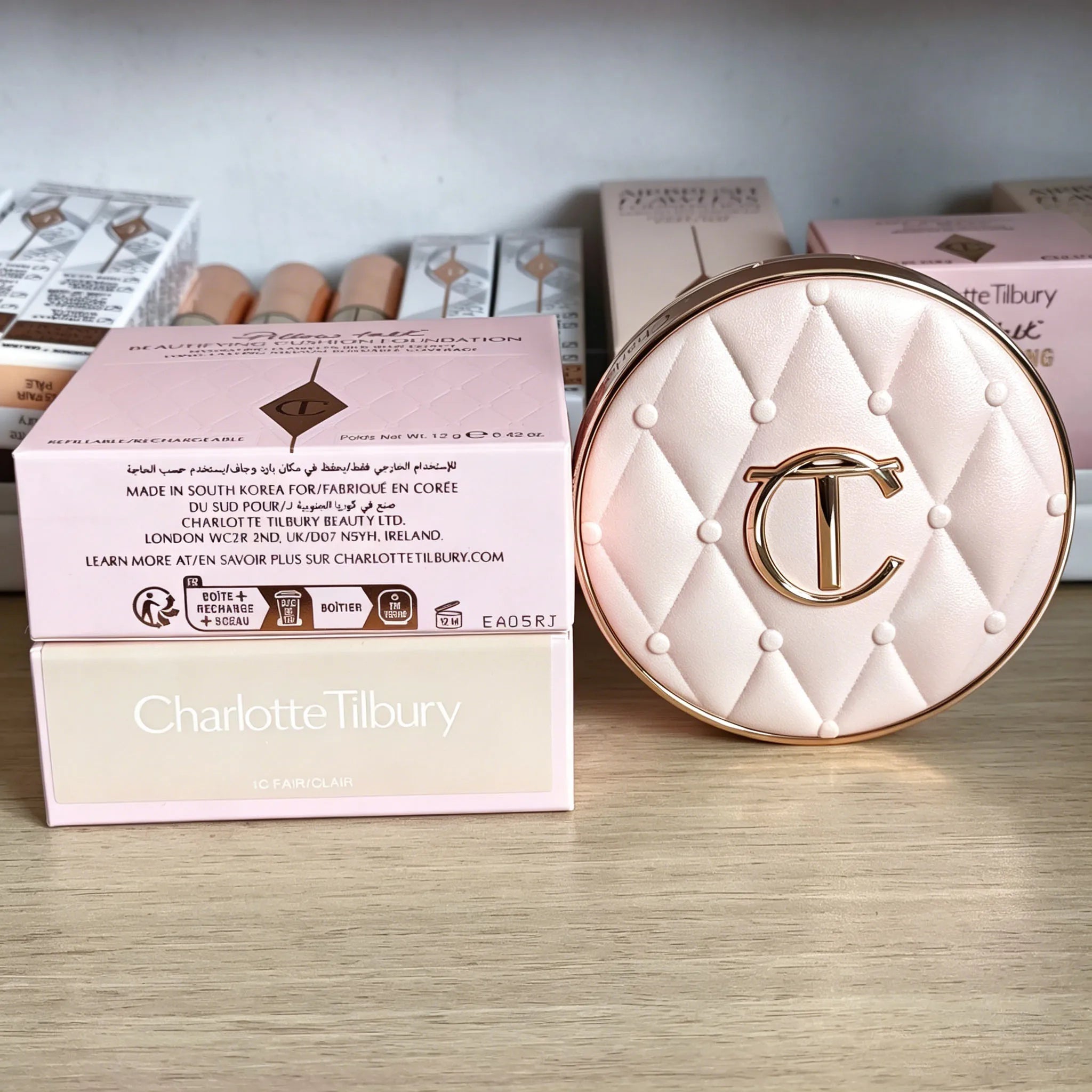 Charlotte Tilbury CT Base Makeup Cushion By The Pillow Long-lasting Concealer